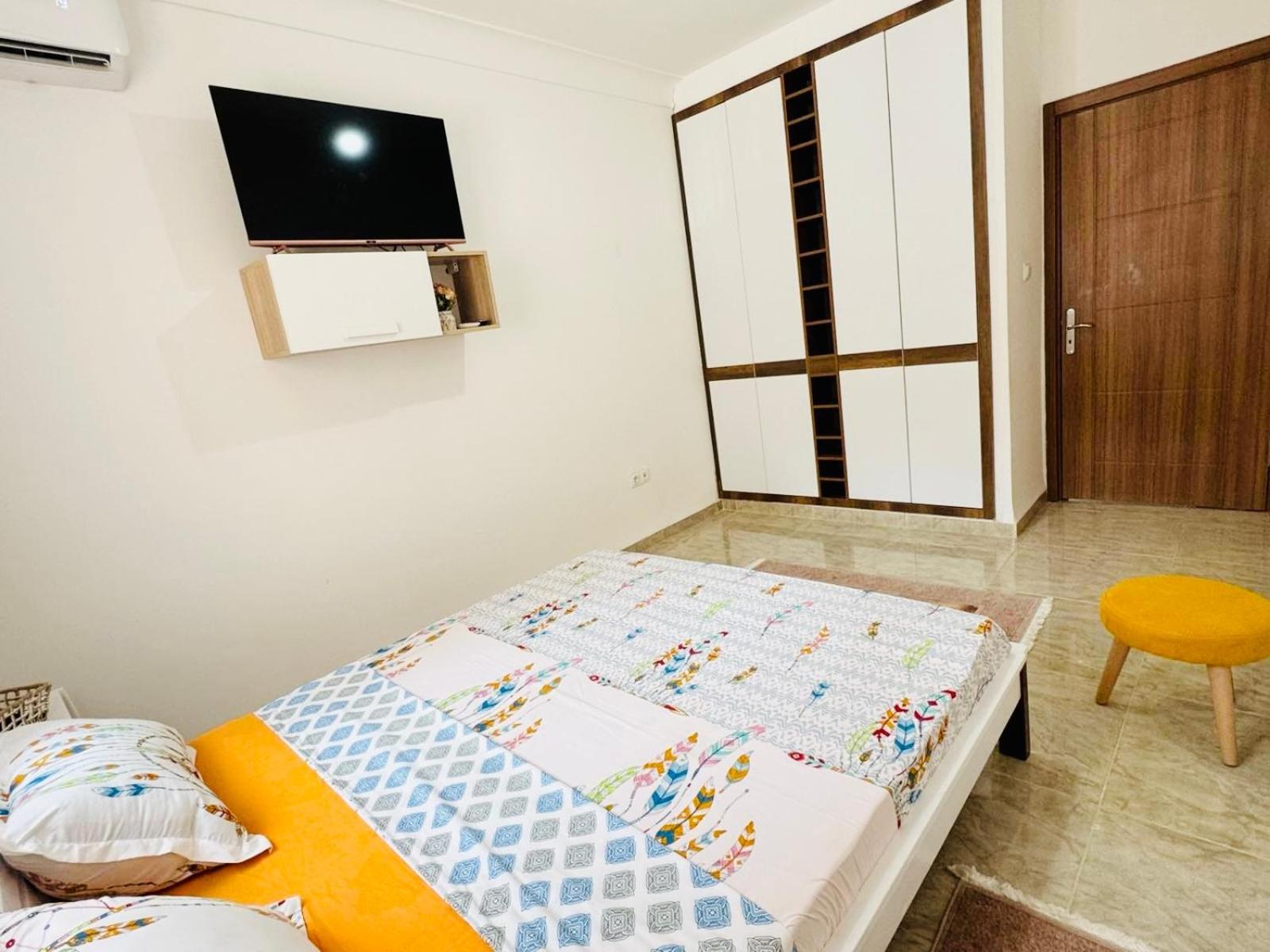 Appartement F5 Spacieux Equipe Haut Standing Mahelma Alger מראה חיצוני תמונה